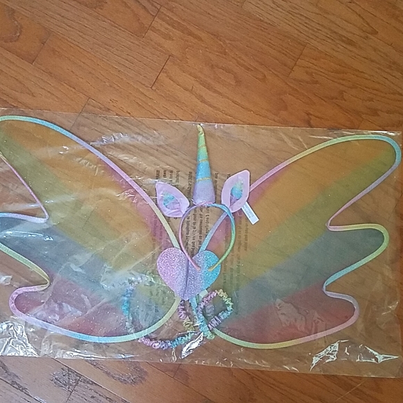 Fairy Dress-up - Picture 2 of 3